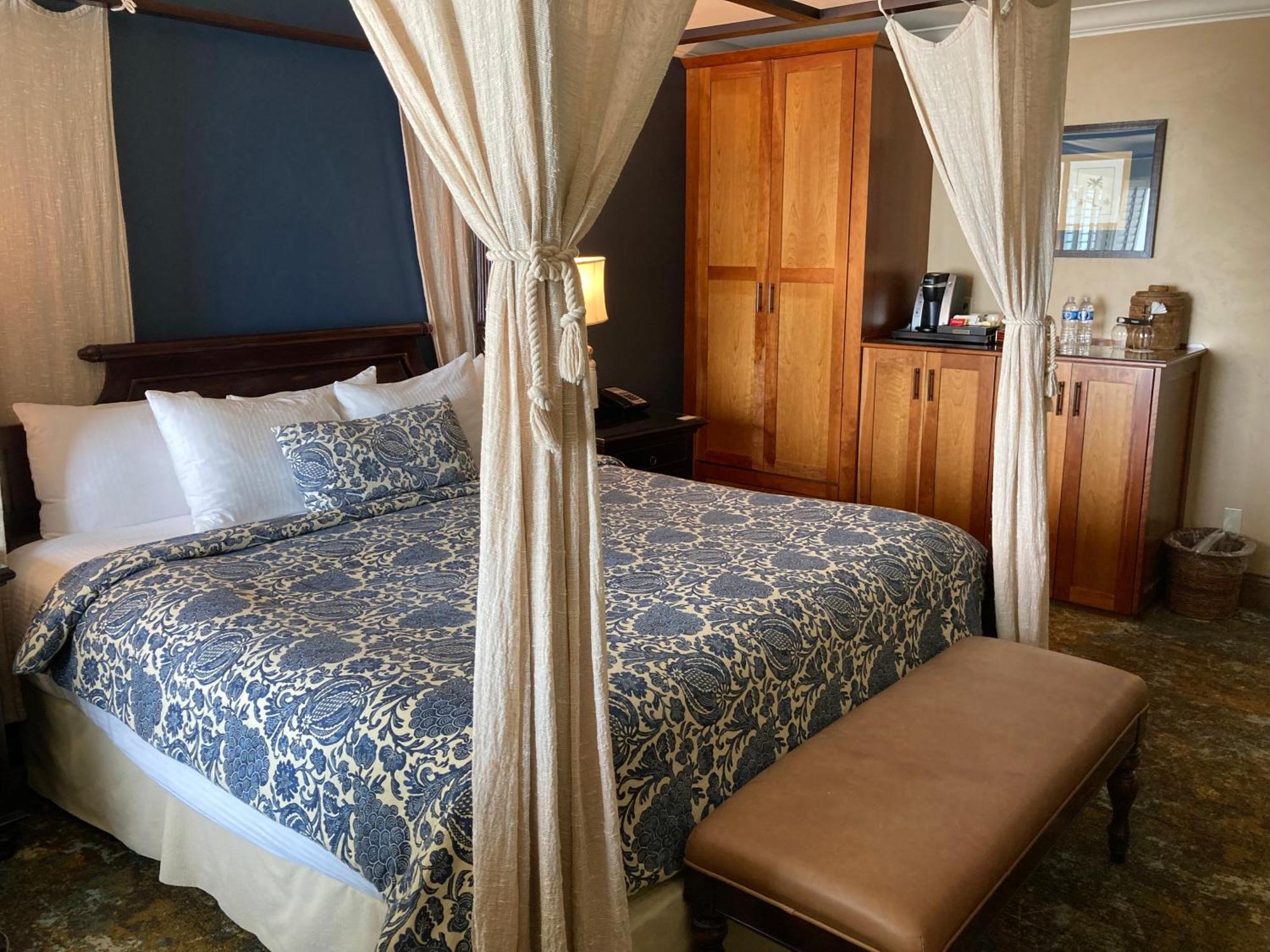 Blue Dolphin Inn Cambria Eksteriør billede